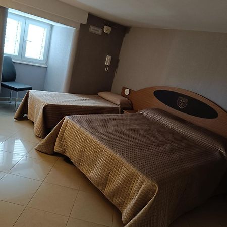 Buono B&B Naples Luaran gambar