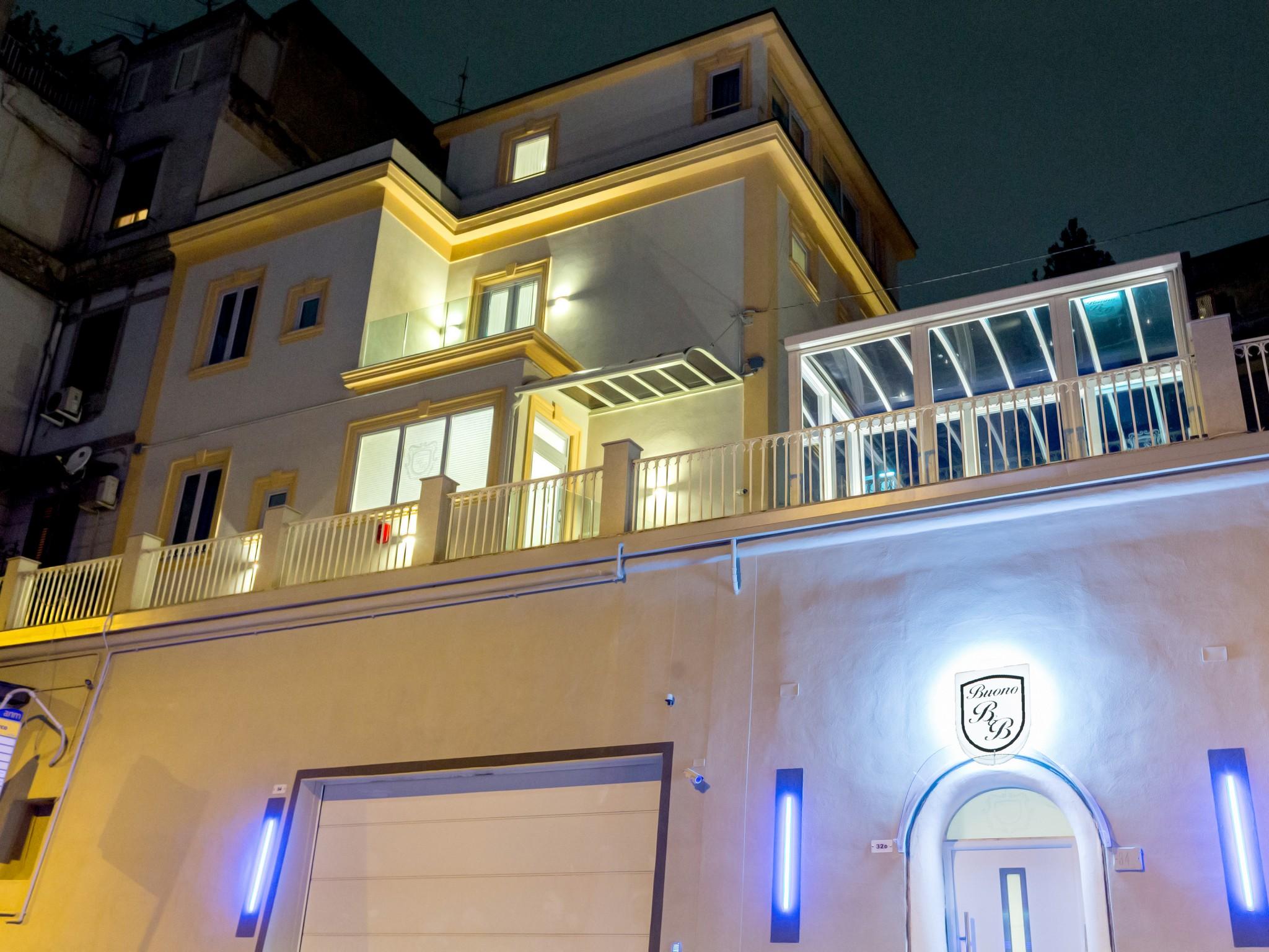 Buono B&B Naples Luaran gambar